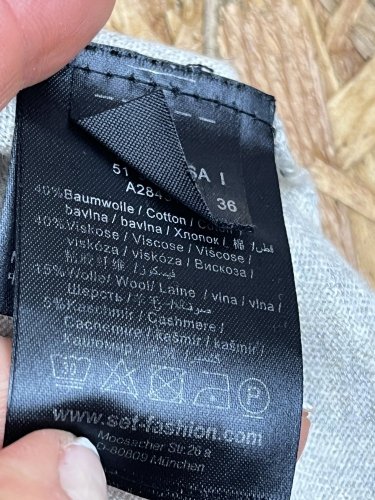 Oversize svetr SET 40 % bavlna 40 % viskoza 15 % vlna 5 % kašmír