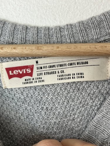 Pánský svetr LEVIS 100 % bavlna