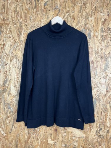 Oversize rolák Calvin Klein 79 % viskoza 21 % nylon