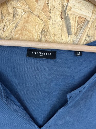 Námořní šaty Silver Creek 60 % cupro 40 % viskoza