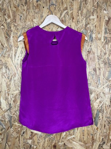 Hedvábný top Made in Madagascar 100 % hedvábí