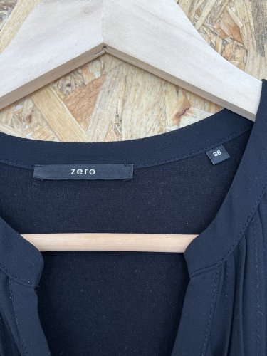 Společenské šaty Zero 100 % polyester