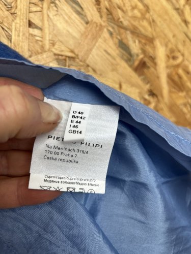 Vlněné šaty Pietro Filipi 80 % vlna