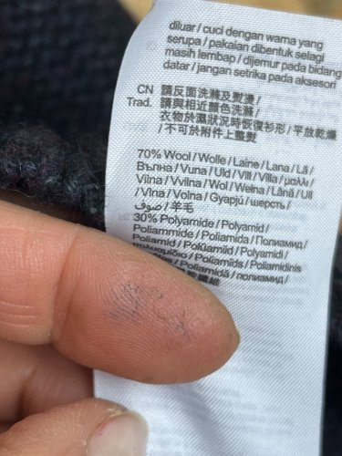 Vlněný svetr Esprit 70 % vlna