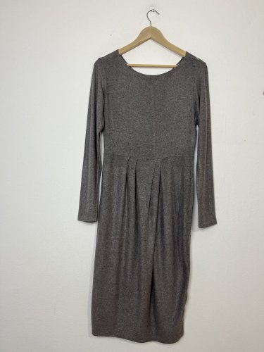 Elastické šaty The Swiss Label 95 % viskoza