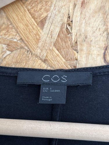 Oversize šaty COS 67 % lyocel 33 % bavlna
