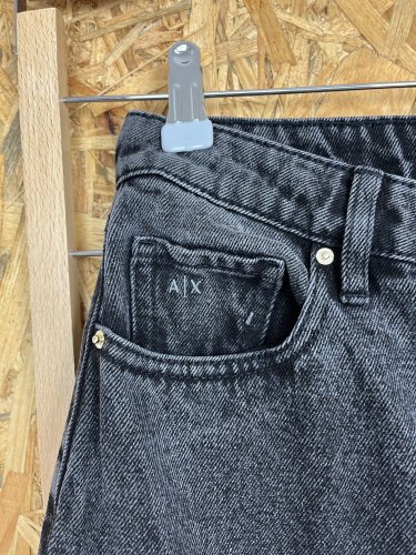 Široké džíny Armani 100 % bavlna