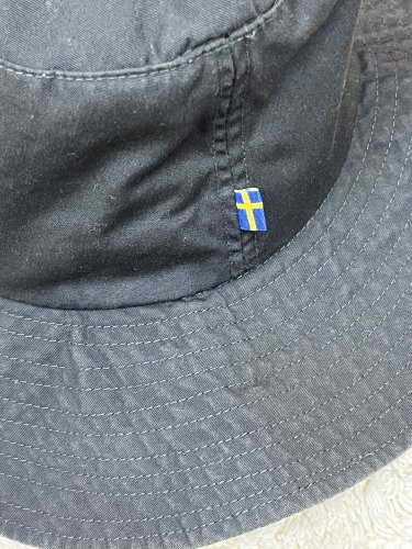 Cestovatelský klobouk Fjallraven 65 % polyester