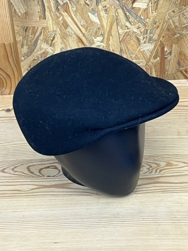Vlněná bekovka Made in Italy 100 % vlna