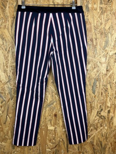 Oversize kalhoty Jones s podílem bavlny a viskozy