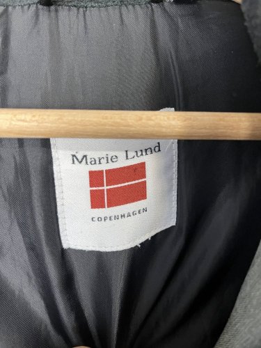 Prodloužená parka Marie Lund 100 % polyester