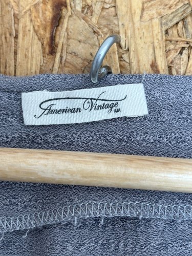 Šaty American Vintage 100 % viskoza