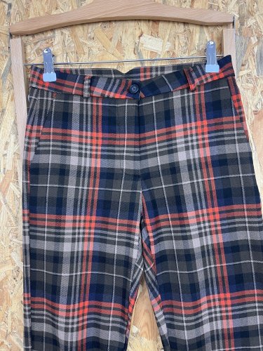 Kalhoty Please 66 % polyester 33 % viskoza