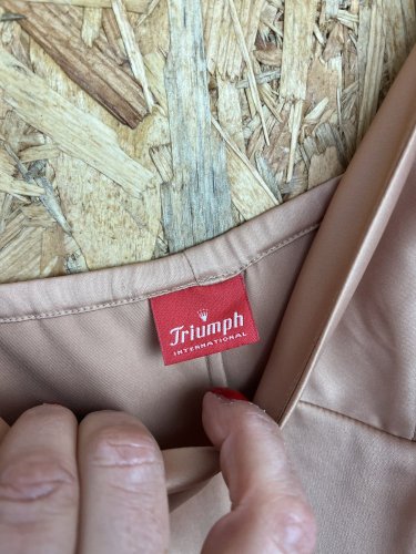 Košilka Triumph 95 % polyester