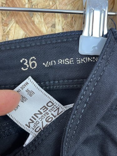 Skinny džíny ZARA s podílem bavlny a elastanu