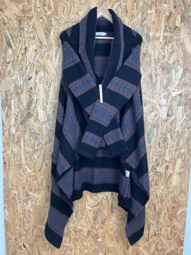 Oversize kardigan Essentiel 62 % vlna