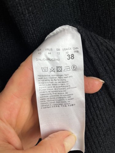 Rolákové šaty Betty Barclay 50 % viskoza