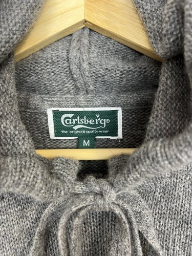Vlněný svetr Carlsberg 70 % vlna