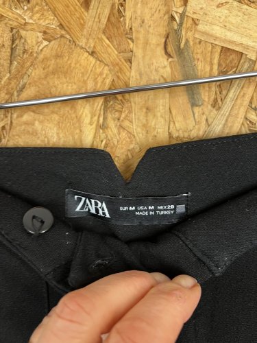 Široké kalhoty ZARA 71 % polyester 22 % viskoza