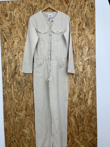 Přírodní overal ZARA s podílem bavlny a lnu