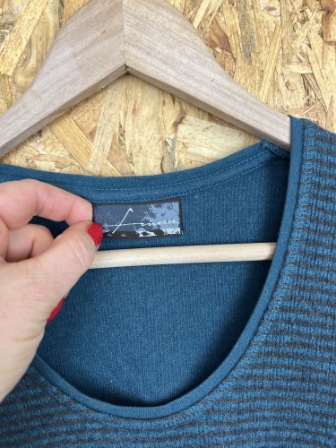 Vlněný svetr Finesse s podílem vlny