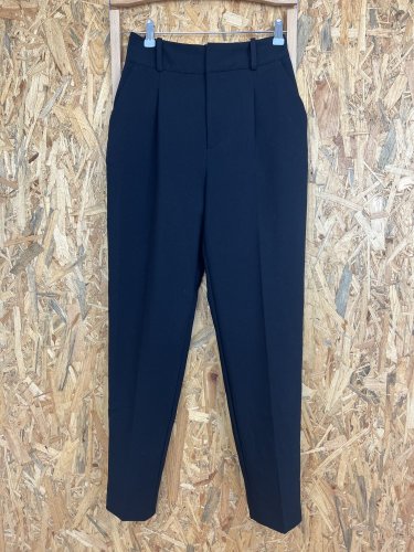 Kalhoty ZARA s podílem polyamidu a viskozy