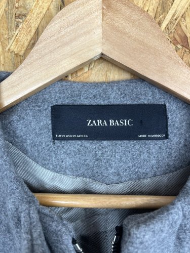 Vlněná vesta ZARA 12 % vlna 28 % bavlna