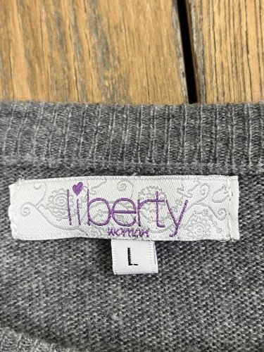 Oversize vlněný svetr Liberty s podílem vlny a polyamidu