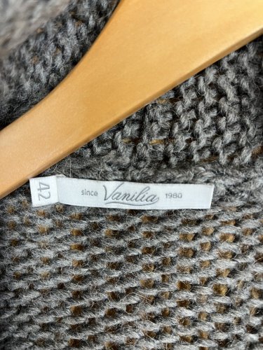 Prodloužený kardigan Vanilia 20 % vlna 10 % alpaka