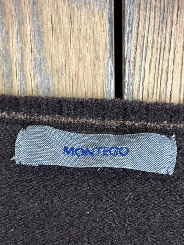 Vlněný svetr Montego 100 % vlna