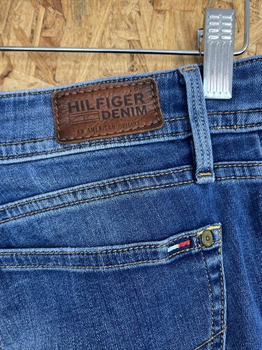 Skinny džíny Tommy Hilfiger s podílem bavlny a elastanu