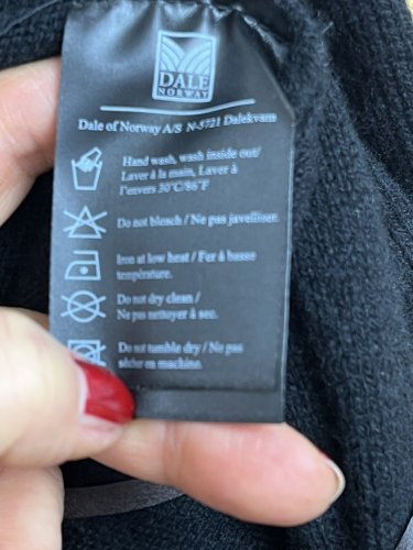 Luxusní pončo Made in Norway 90 % vlna 10 % kašmír