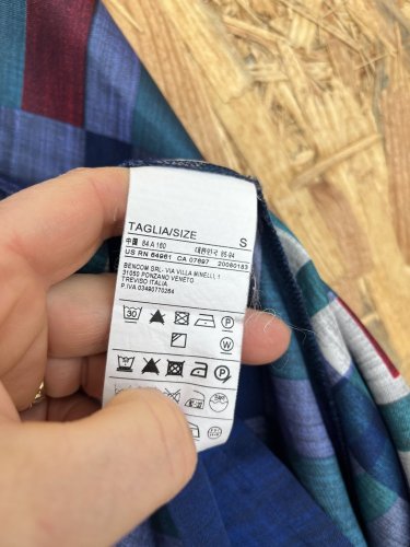 Šaty Sisley 100 % polyester