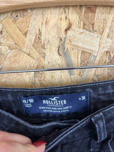 Skinny kraťasy HOLLISTER s podílem bavlny a elastanu