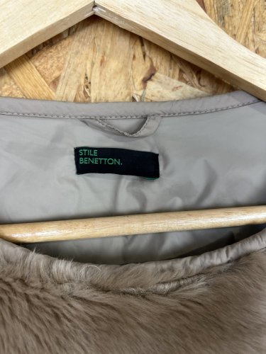 Prošívaná bunda Benetton 100 % polyamid