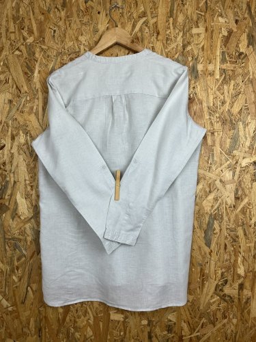 Prodloužená tunika Esprit 60 % len 40 % bavlna