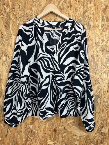 Oversize tunika C&A 84 % viskoza