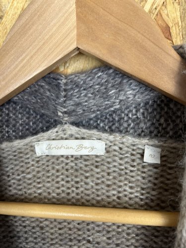 Prodloužený kardigan Christian Berg 25 % vlna