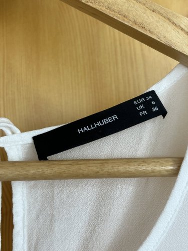 Hedvábný top HALLHUBER 100 % hedvábí