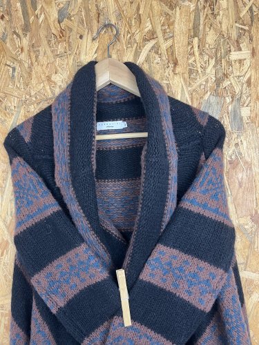 Oversize kardigan Essentiel 62 % vlna