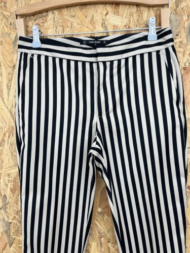 Široké kalhoty ZARA 75 % polyester 23 % viskoza