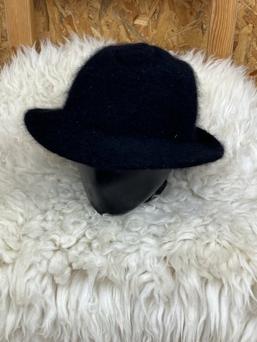 Klobouk Made in Italy 39 % angora 16 % vlna