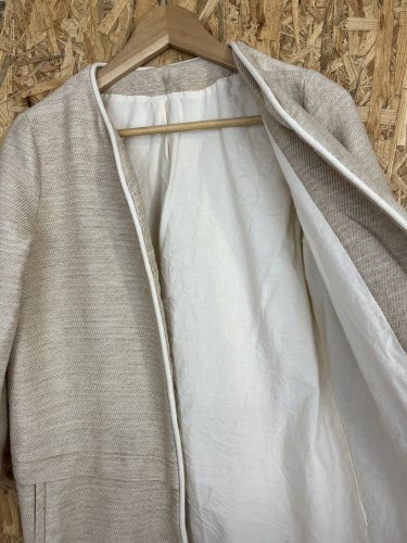 Přírodní trenčkot Made in Italy s podílem bavlny a lnu