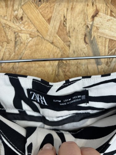 Skinny kalhoty ZARA 77 % viskoza