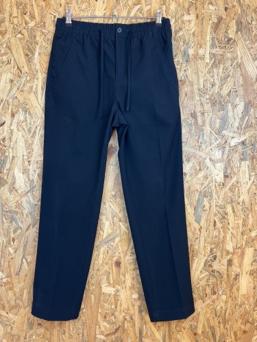 Teplákové kalhoty H&M 68 % polyester