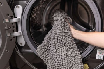 Jak často prát koupelnové rohože: 7 překvapivých faktů pro dokonale čistou koupelnu