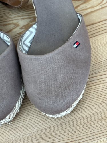 Boty na klínu Tommy Hilfiger