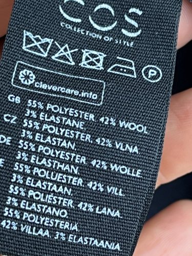 Košilové šaty COS 42 % vlna