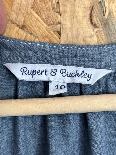 Přírodní šaty Rupert&Buckley 50 % bavlna 50 % len