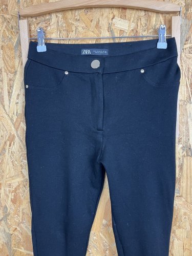 Skinny kalhoty ZARA 68 % viskoza